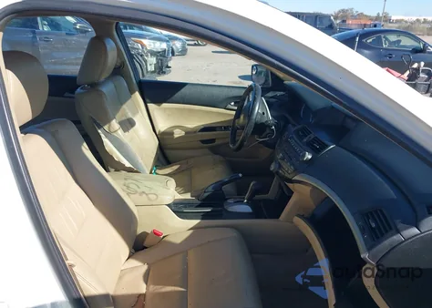 2012 Honda Accord 2.4 Se z USA, uszkodzony, nr VIN 1HGCP2F68CA102954